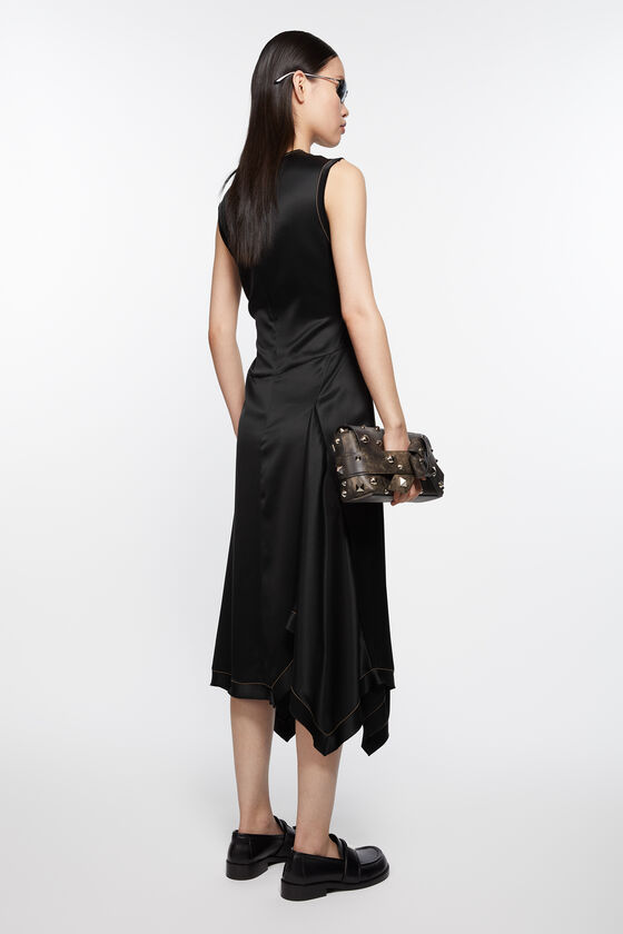 (image for) Custom-Made Satin sleeveless dress